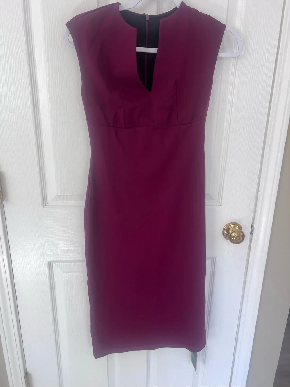 Halara Workwear Midi Sheath Dress Notched V Neck Berry XS NWT - Picture 2 of 8